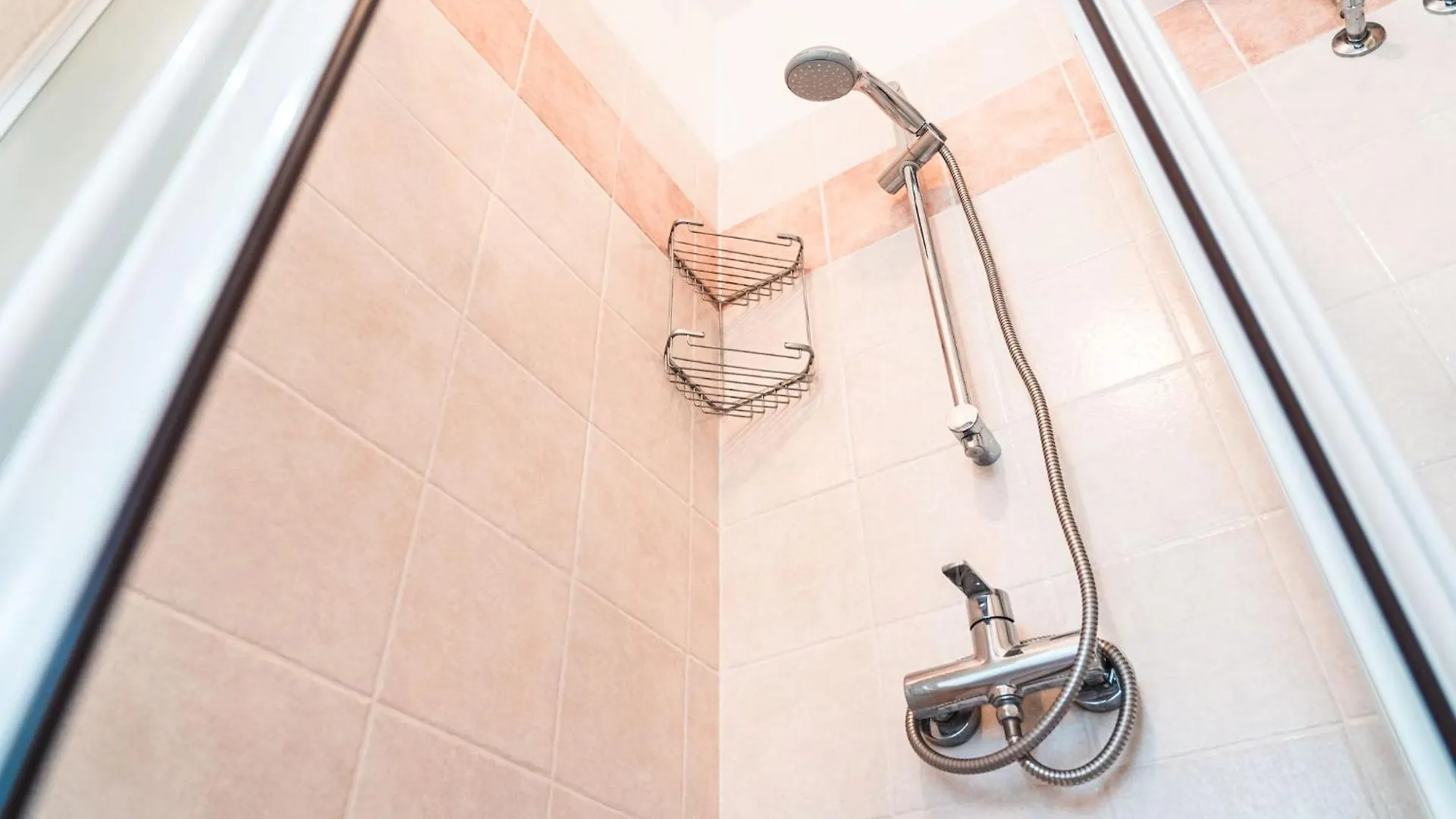 Renovated Semi Detached House In Bibione Spiaggia 0*,  إيطاليا